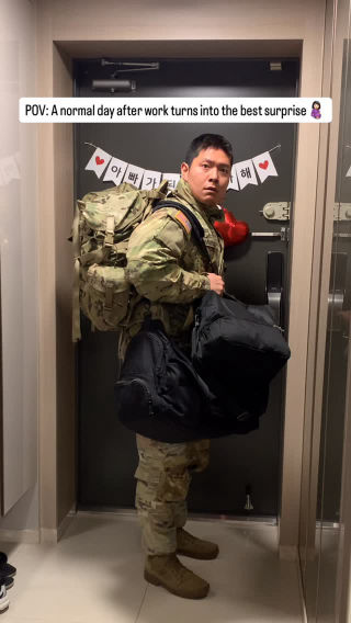 그동안 소식이 좀 뜸했죠 ㅎ;; 
 작년 12월 선물처럼 찾아와준 깻잎이와🌿
 함께 찾아온 입덧 신고식을 치루느라 이제야 소식을 전해봅니다.
 
 때마침 저희가족은 3월 미국 본토 발령을 받아 국제이사와 행정처리 하느라 정신없이 보냈답니다. 🫠
 
 혹시나 제가 답장이 느리더라도,
 얘가 2인분몫을 하느라 허덕이구나 하고 
 너그러이 기다려주세요🤭
 
 #임밍아웃