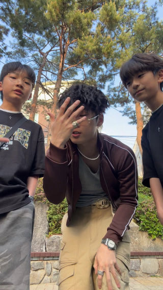 HAON ”Yarrr“ w/ @jayawow_0507 
 2026. 5. 12 TUE 6PM (KST)
